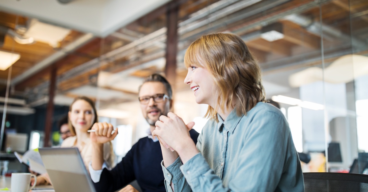 Connect device, sentiment, and workplace data to move beyond SLAs